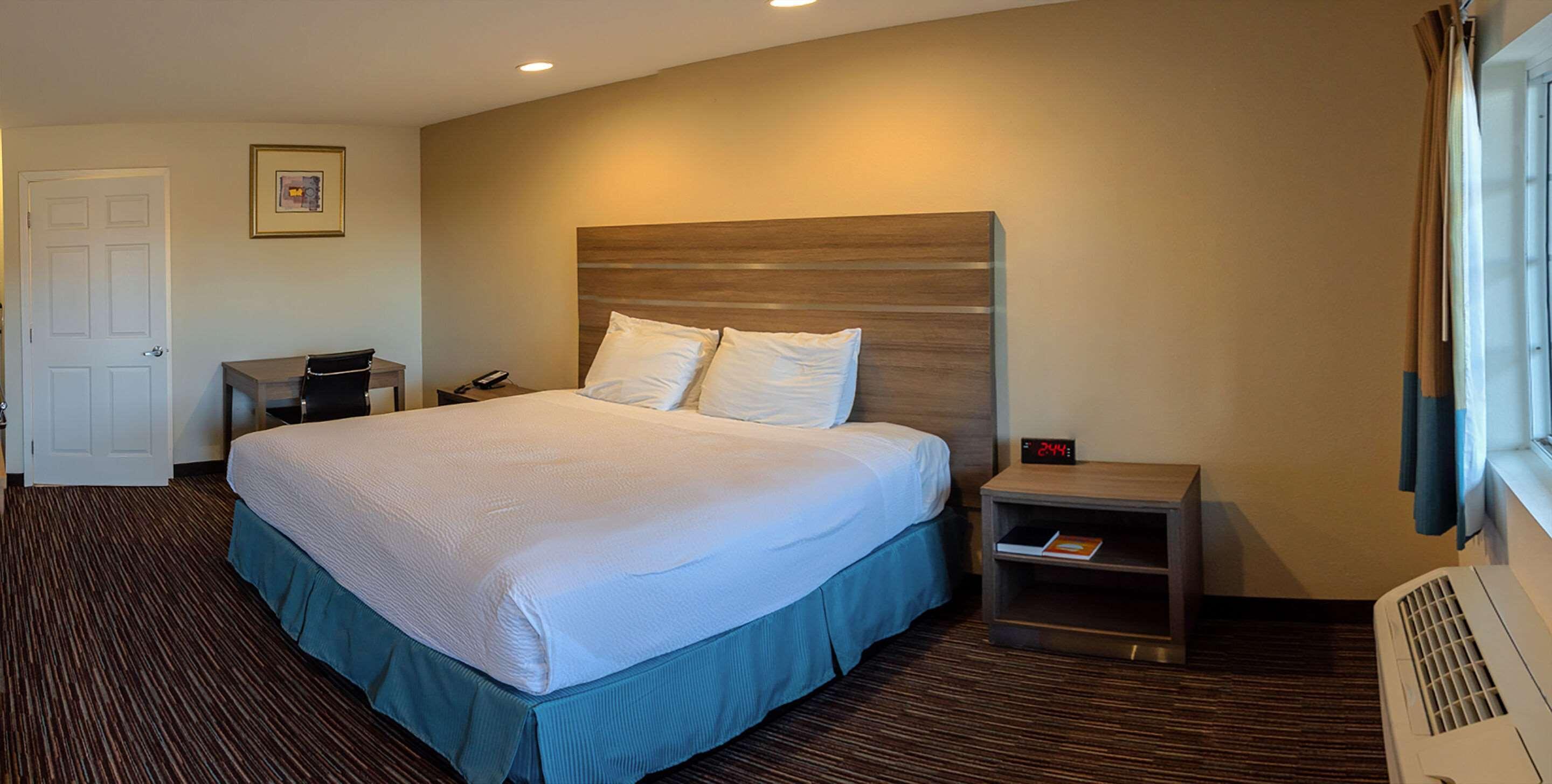 Motel Rodeway Near University-gateway To Yosemite 2*